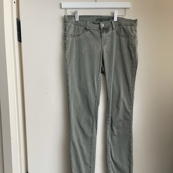 J Brand Skinny Legging Jean in Tumbled Willow - Picture 1 of 8